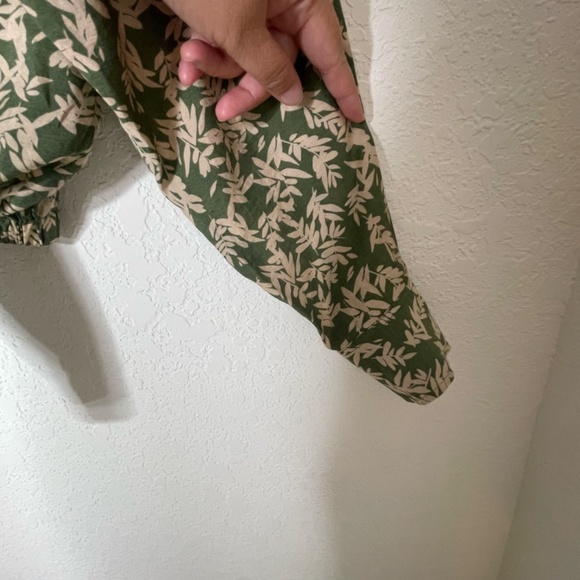 ba&sh Tarmac Long Sleeve Button Up Front Tie Top Womens Size 1 (US4) Green - Picture 5 of 15